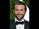 https://image.noelshack.com/fichiers/2019/32/1/1565005331-bradley-cooper-lacheln-mann-im-anzug-querbinder-235004.jpg