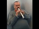 https://image.noelshack.com/fichiers/2019/34/4/1566436955-tenor.gif