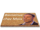 https://image.noelshack.com/fichiers/2019/43/4/1571940758-moix.jpg