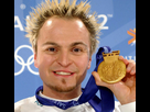 https://image.noelshack.com/fichiers/2019/44/5/1572613555-steven-bradbury.gif