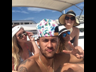 https://www.noelshack.com/2019-47-6-1574483786-neymar-en-vacances-a-ibiza.jpg