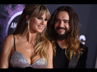 https://image.noelshack.com/fichiers/2019/49/1/1575280532-128113504-heidi-klum-american-music-awards-in-la-november-24-2019-002.jpg