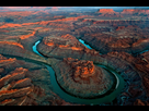 https://image.noelshack.com/fichiers/2019/49/7/1575829454-the-loop-green-river-canyonlands-national-park.jpg