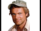 https://image.noelshack.com/fichiers/2020/07/6/1581796260-terrencehill10.png