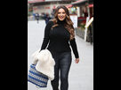 https://image.noelshack.com/fichiers/2020/09/1/1582541450-137769975-0123155011486-3-kelly-brook-booty-in-tights-leaving-heart-radio-in-london-02-21.jpg