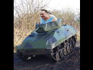 https://image.noelshack.com/fichiers/2020/11/4/1584052605-mini-tank-driving-age.png