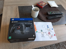 https://image.noelshack.com/fichiers/2020/16/3/1586963432-manette.jpg