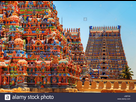 https://image.noelshack.com/fichiers/2020/16/7/1587324012-temple-de-sri-ranganathaswamy-a-trichy-etat-du-tamil-nadu-inde-du-sud-j26fx9.jpg