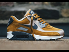 https://image.noelshack.com/fichiers/2020/18/4/1588207663-basket-nike-air-max-90-prm-desert-ochre-1.jpg