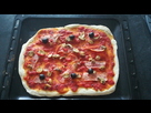 https://image.noelshack.com/fichiers/2020/18/5/1588352803-pizza.jpg