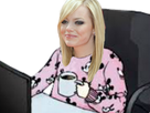 https://image.noelshack.com/minis/2020/18/6/1588451704-emma-pyjama-mignon.png