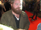 https://image.noelshack.com/fichiers/2020/20/2/1589266750-ryan-dunn-jackass-3d-london-premiere-2.jpg