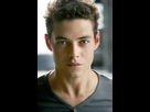 https://image.noelshack.com/fichiers/2020/20/2/1589306977-young-picture-of-sexy-rami-malek.jpg