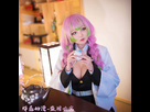 https://image.noelshack.com/fichiers/2020/20/3/1589331576-anime-demon-slayer-kimetsu-kh-ng-yaiba-kanroji-mitsuri-trang-ph-c-h-a-trang-g-jpg-640x640q70.jpg