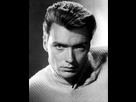 https://image.noelshack.com/fichiers/2020/25/3/1592395790-clint-eastwood-the-best-photos-16.jpg