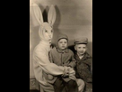 https://image.noelshack.com/fichiers/2020/25/6/1592606547-00b5b6027859deaf150cc0c7184b3a1d-easter-bunny-pictures-historical-pictures.jpg