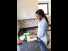 https://image.noelshack.com/fichiers/2020/29/1/1594656113-33190970-femme-africaine-heureux-hacher-les-legumes-dans-la-cuisine.jpg