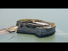 https://image.noelshack.com/fichiers/2020/31/4/1596111534-fort-d-enet-poitou.jpg