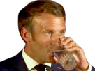 https://image.noelshack.com/fichiers/2020/32/4/1596733188-macron-eau.png