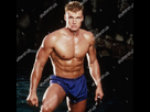 https://image.noelshack.com/minis/2020/32/6/1596899526-dolph-lundgren-1985-shutterstock-editorial-5870936b.png
