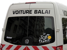 https://image.noelshack.com/fichiers/2020/37/5/1599819791-voiture-balai1.png