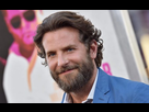 https://image.noelshack.com/fichiers/2020/47/5/1605898220-bradley-cooper-cheveux-longs.jpg