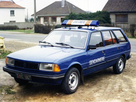 https://image.noelshack.com/fichiers/2020/48/6/1606583086-peugeot-305-break-gendarmerie.jpeg