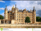 https://www.noelshack.com/2020-49-1-1606763675-chateau-de-schwerin-allemagne-45160153.jpg