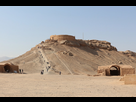 https://image.noelshack.com/fichiers/2020/53/4/1609439511-1280px-tower-of-silence-yazd.jpg