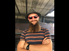 https://image.noelshack.com/fichiers/2021/02/3/1610532710-220px-hipster-newtown-hipster-beard-retro-watch-colourful-glasses.jpg