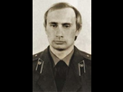 https://image.noelshack.com/fichiers/2021/05/3/1612375726-170px-vladimir-putin-in-kgb-uniform.jpg