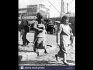 https://image.noelshack.com/fichiers/2021/05/3/1612378854-la-vie-publique-en-turquie-moderne-a-devoile-les-femmes-dans-le-port-d-istanbul-ta2gcc.jpg