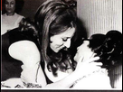 https://image.noelshack.com/fichiers/2021/06/2/1612909009-fayrouz-et-oum.jpg