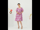 https://image.noelshack.com/fichiers/2021/06/6/1613175479-singapore-fashion-brand-print-dress-midi-sleeved-berry-darling-front-p-127-2048x.jpg