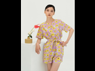 https://image.noelshack.com/fichiers/2021/06/6/1613175479-singapore-fashion-brand-print-romper-taro-sunlight-front-p-126-900x.jpg