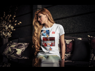 https://image.noelshack.com/fichiers/2021/07/1/1613419129-young-woman-t-shirt-mockup.jpg