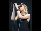 https://image.noelshack.com/fichiers/2021/09/6/1614986858-1200px-the-pretty-reckless-rockfest-2017-1.jpg