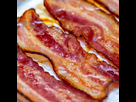 https://image.noelshack.com/fichiers/2021/10/3/1615339943-oven-baked-bacon-square-720x720.jpg