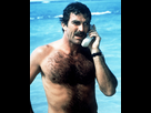 https://image.noelshack.com/fichiers/2021/11/6/1616199818-gallery-1461678340-tom-selleck-magnum-pi.jpg