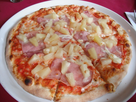 https://image.noelshack.com/fichiers/2021/12/6/1616868716-pizza-hawaienne-au-jambon-et-ananas-1024x768.jpg