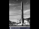 https://image.noelshack.com/fichiers/2021/13/5/1617372272-stele-de-axum-piazza-di-porta-capena-rome-1930-1940-w0705k.jpg