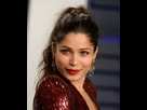 https://image.noelshack.com/fichiers/2021/15/2/1618332577-5213210-freida-pinto-soiree-vanity-fair-oscar-amp-article-image-big-2.jpg