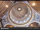 https://image.noelshack.com/fichiers/2021/18/6/1620426784-depositphotos-166383512-stock-photo-painted-cupola-of-the-saint.jpg