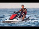 https://image.noelshack.com/fichiers/2021/20/2/1621330529-macron-jetski.jpg