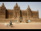 https://image.noelshack.com/fichiers/2021/21/2/1621946228-1200px-djenne-great-mud-mosque.jpg