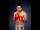 https://image.noelshack.com/fichiers/2021/21/3/1622045771-marco-antonio-barrera-in-boxing-trunks-photo-by-michael-grecco.jpg