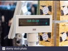 https://image.noelshack.com/fichiers/2021/25/7/1624767365-divat-c-a-mode-affiche-sur-l-ecran-de-caisse-de-wincor-nixdorf-alphapark-sopron-hongrie-2ac89c5.jpg