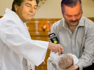 https://image.noelshack.com/fichiers/2021/26/1/1624863234-bapteme.png
