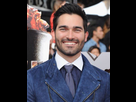 https://image.noelshack.com/fichiers/2021/29/2/1626802186-tyler-hoechlin-330x410.jpg