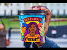 https://image.noelshack.com/fichiers/2021/29/2/1626807533-ben-and-jerrys-pecan-resist-dc.jpg